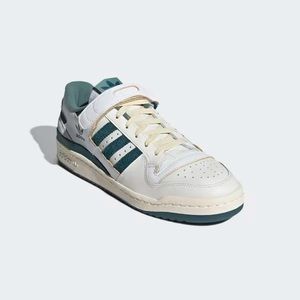 Forum 84 Low “white wild teal”